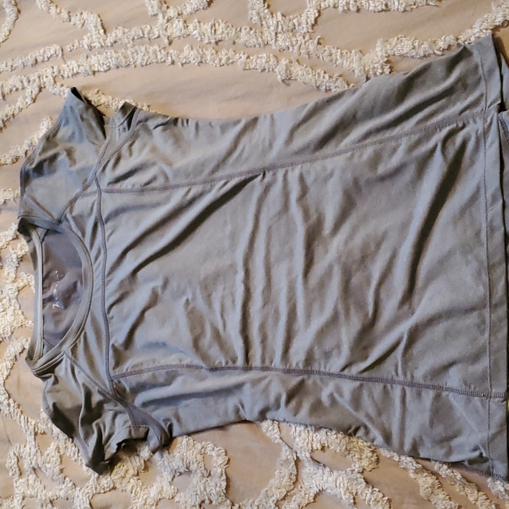 Freemotion workout top